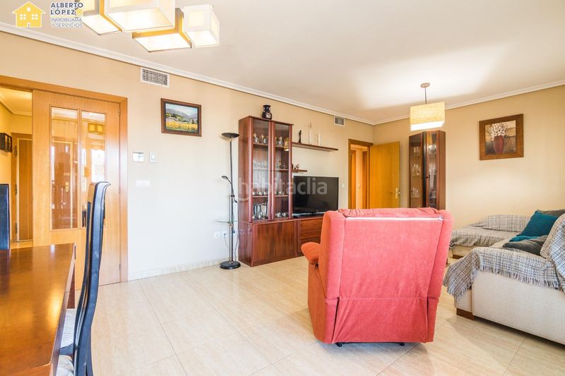Foto 56ef7b54-7596-4421-93f7-bbb87c65c54b. Apartament amb calefacció aparcament piscina a Babel Alicante