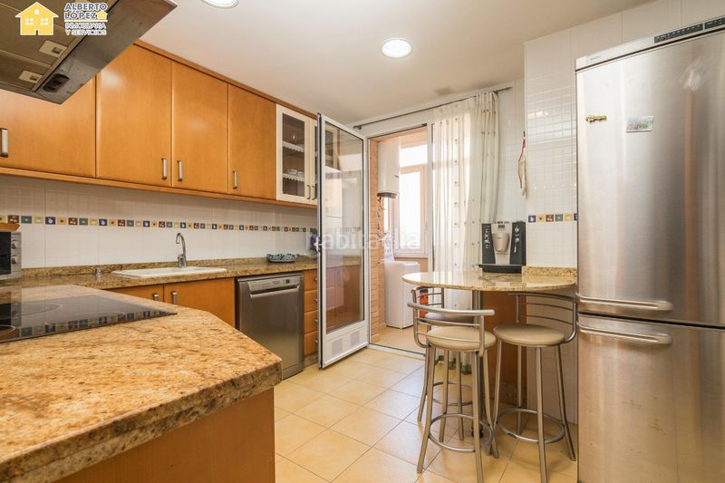 Foto 5a35ddd3-8e60-42c0-8818-0e59031d227e. Apartament amb calefacció aparcament piscina a Babel Alicante