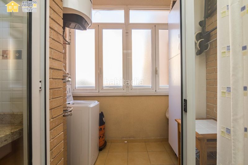 Foto 5d1c67be-5310-4f16-8184-2e1eca2148aa. Apartament amb calefacció aparcament piscina a Babel Alicante