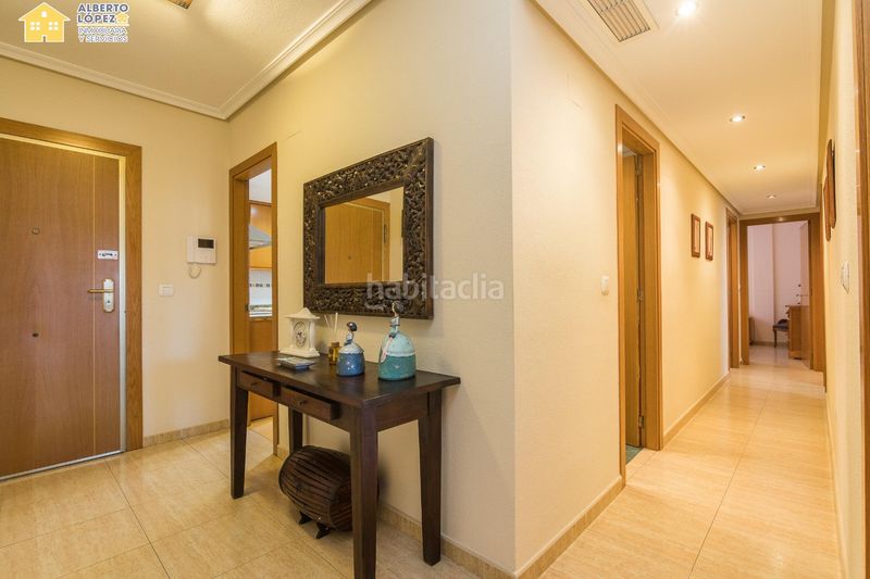 Foto 9770bb81-52d5-47c9-935b-4aec2eb000d7. Apartament amb calefacció aparcament piscina a Babel Alicante