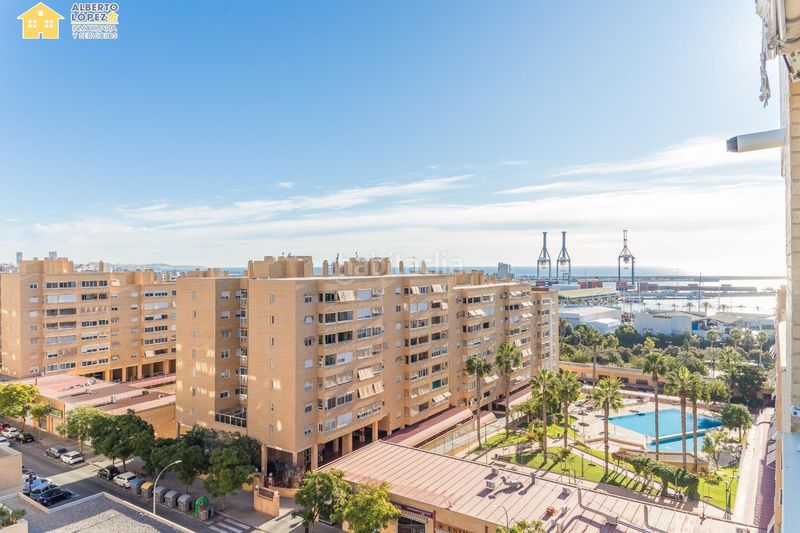 Foto f948cfd3-d88f-4ea6-843d-7e8034af0315. Apartament amb calefacció aparcament piscina a Babel Alicante