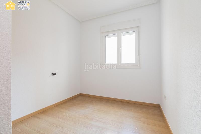 Foto 7c137f71-2a62-4355-b21d-d0f5b0804078. Apartment in El Altet Elche / Elx