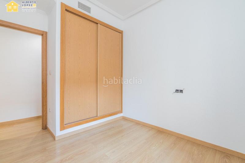 Foto b73e9516-7e43-47ba-9b38-d56bc5cdf193. Apartment in El Altet Elche / Elx