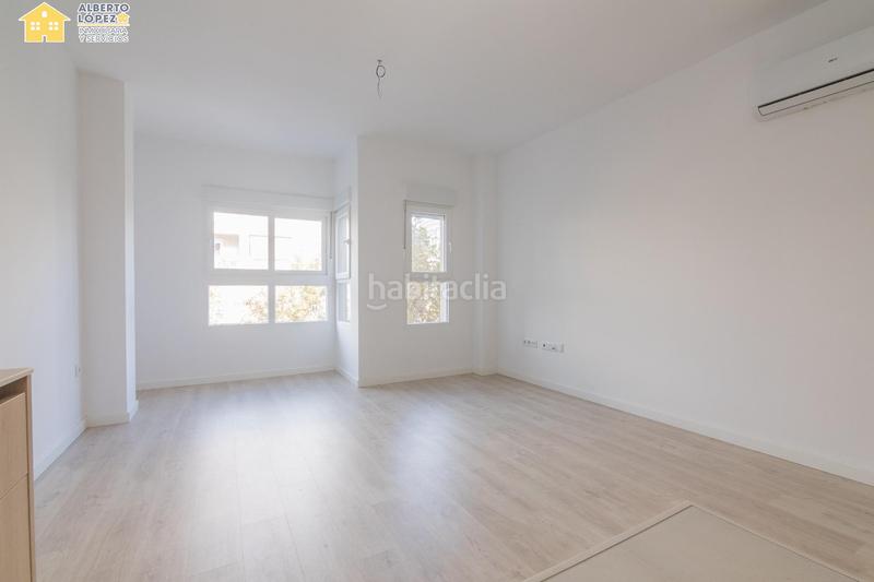 Foto 788d6358-b2d9-4aa1-89ee-b06f24596628. Etagenwohnung mit heizung in El Altet Elche / Elx