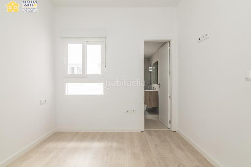 Foto a357ee6d-d365-4bfa-9efa-0fbfb3beb578. Etagenwohnung mit heizung in El Altet Elche / Elx