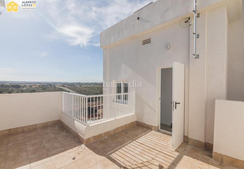 Foto dd669dee-8f91-4548-a549-c70dc5bf3881. Etagenwohnung mit heizung in El Altet Elche / Elx