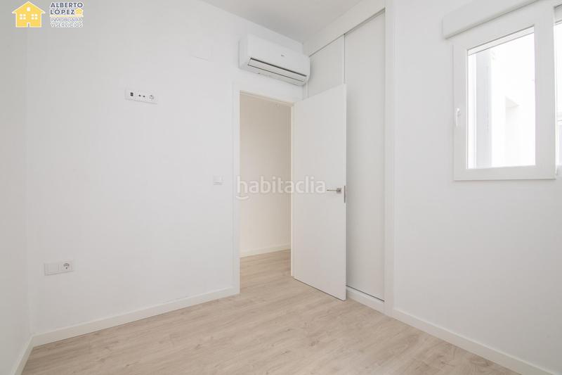 Foto e517cff2-5e01-469b-8990-ab847777b0f9. Etagenwohnung mit heizung in El Altet Elche / Elx