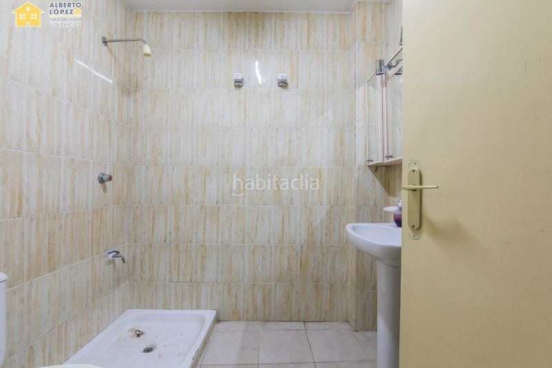 Foto 76fd0043-a6ea-4a91-85ff-dd3cd23b765f. Local comercial a El Altet Elche / Elx