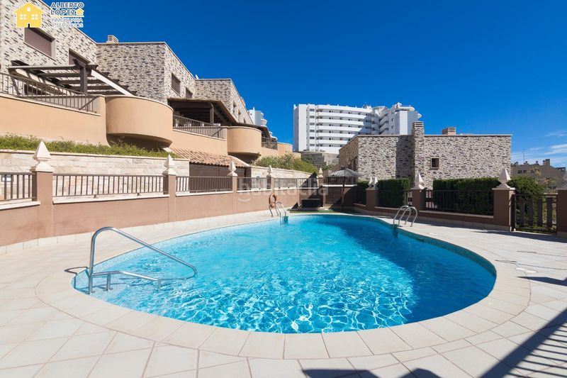 Foto 2d56f61c-8c53-4150-a401-d1085d95802b. Casa amb aparcament piscina a Los Arenales del Sol Elche / Elx