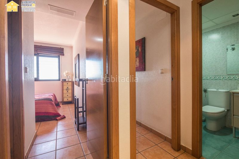 Foto b502488f-a84f-4ec9-ae1c-504a3a09307a. Casa amb aparcament piscina a Los Arenales del Sol Elche / Elx