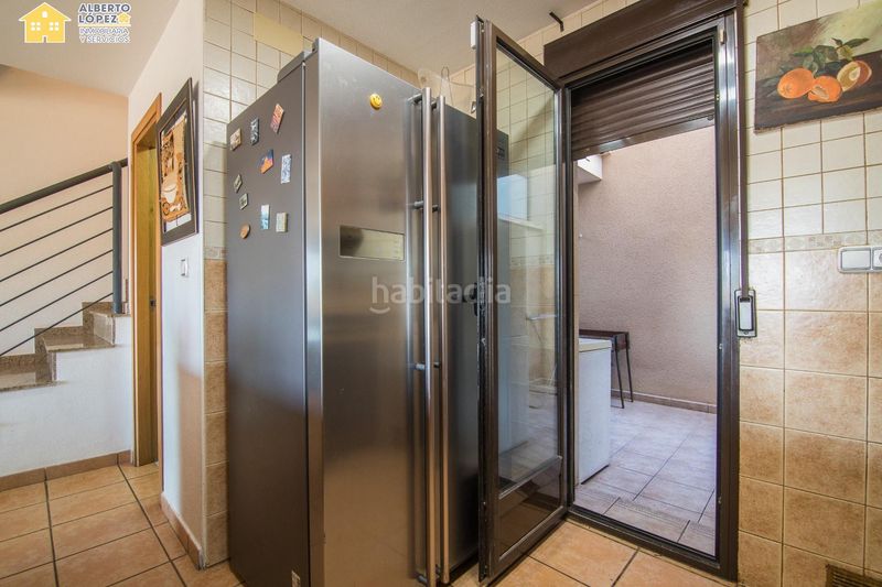 Foto f2782452-f91e-4f1b-bcda-a7505acc8c91. Casa amb aparcament piscina a Los Arenales del Sol Elche / Elx