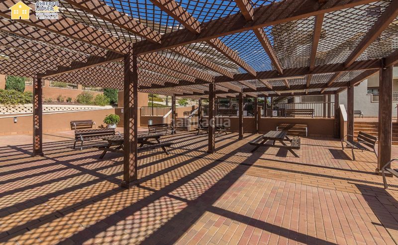Foto f61fc9a2-d1ab-49b2-a39c-14c1556258fd. Casa amb aparcament piscina a Los Arenales del Sol Elche / Elx