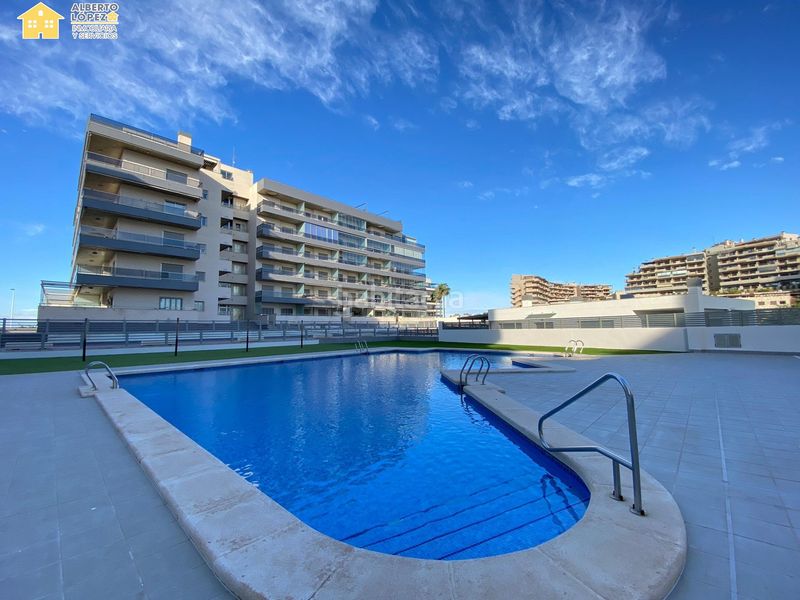 Foto 50185de4-c15b-4fad-af95-782d65f178f8. Àtic amb aparcament piscina a Los Arenales del Sol Elche / Elx
