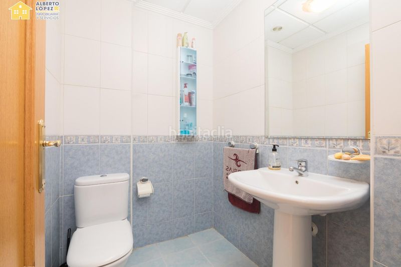 Foto 1f35e046-e48c-4457-9972-4e713820de84. Casa adossada amb aparcament piscina a Los Arenales del Sol Elche / Elx