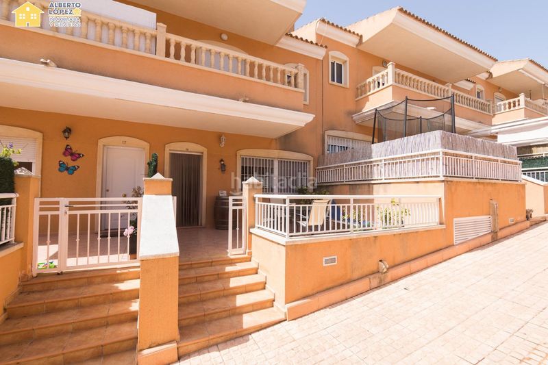 Foto 4f920576-ab0f-493f-b019-88835f0cff0a. Casa adossada amb aparcament piscina a Los Arenales del Sol Elche / Elx