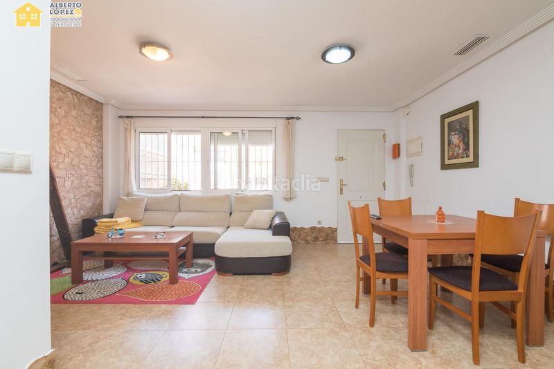 Foto d59d2153-9303-41d8-8122-47f50d020052. Casa adossada amb aparcament piscina a Los Arenales del Sol Elche / Elx