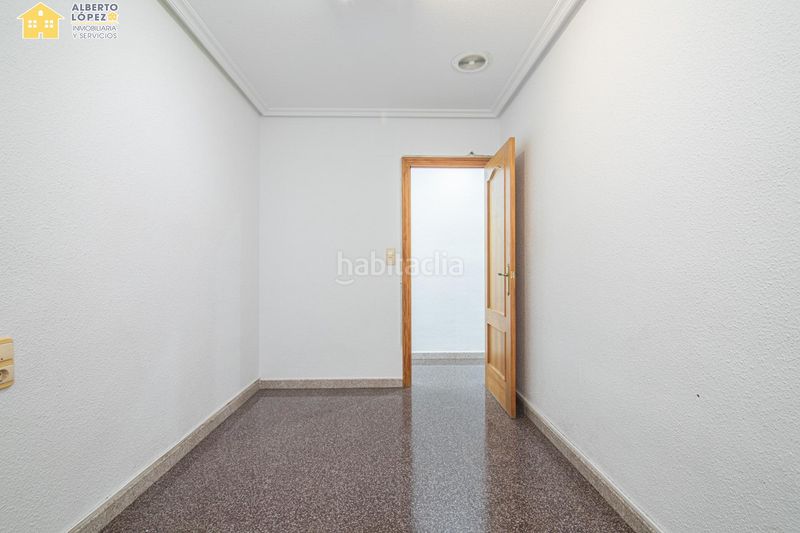 Foto 2ec07232-f7ab-4c53-a552-b00ae6b0fe72. Pis a El Altet Elche / Elx