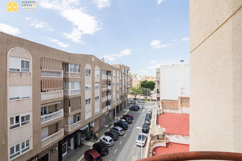 Foto 9ac35f97-c51b-4ab5-9c8e-465182b37d4f. Apartament a El Altet Elche / Elx