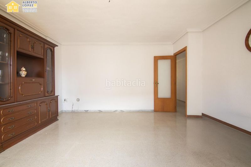 Foto cfc2132f-0e5b-4fc3-91c1-a7d41bfa2df5. Apartament a El Altet Elche / Elx