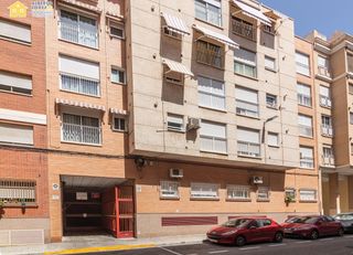 Pis a Carrús Oeste. Venta vivienda vpo con plaza de garaje en elche ciudad.