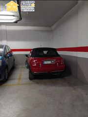 Aparcament cotxe a El Altet