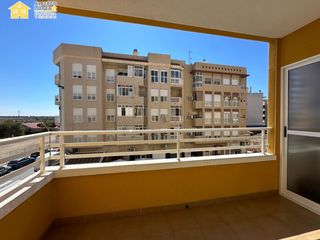 Location Appartement à El Altet. Piso en alquiler en el altet de larga duración disponible a part