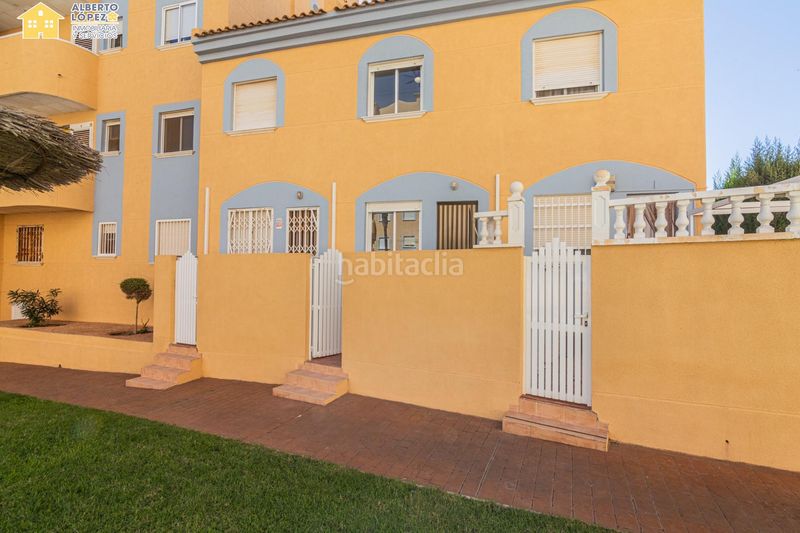 Foto abd5c0d4-4639-424c-bb95-e347360bfc7f. House with pool in Los Arenales del Sol Elche / Elx