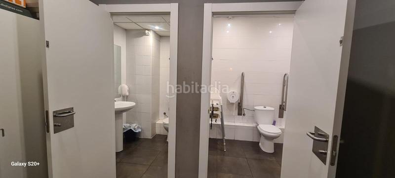 Foto 81bec856-8535-4525-8a54-4c7f150af34c. Traspaso local comercial pizzeria en traspaso en Eixample Sant Joan Despí