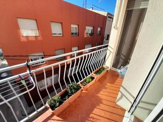 Pis a Canet de Mar. Acogedor piso en el centro de canet de mar!!