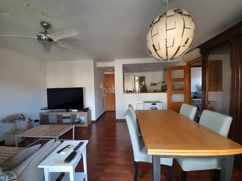 Foto 503a5ddf-59a4-40f7-bafe-f3c4483a8f66. Piso precioso apartamento seminuevo con piscina comunitaria. en Canet de Mar