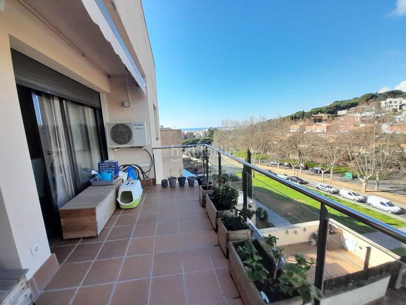 Foto 790ac5ea-176f-4058-9728-9034751b0e84. Piso precioso apartamento seminuevo con piscina comunitaria. en Canet de Mar