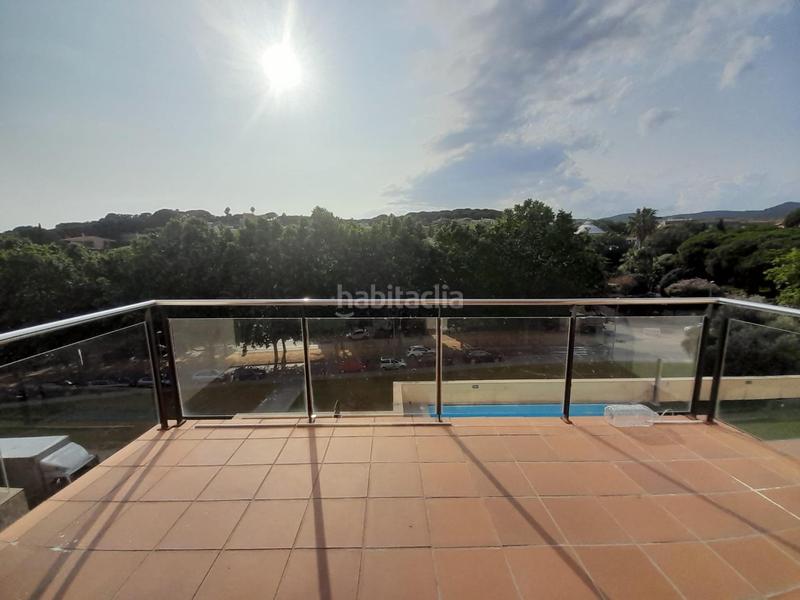 Foto fc782206-dcbd-4e25-ae74-fabb6893c244. Piso precioso apartamento seminuevo con piscina comunitaria. en Canet de Mar