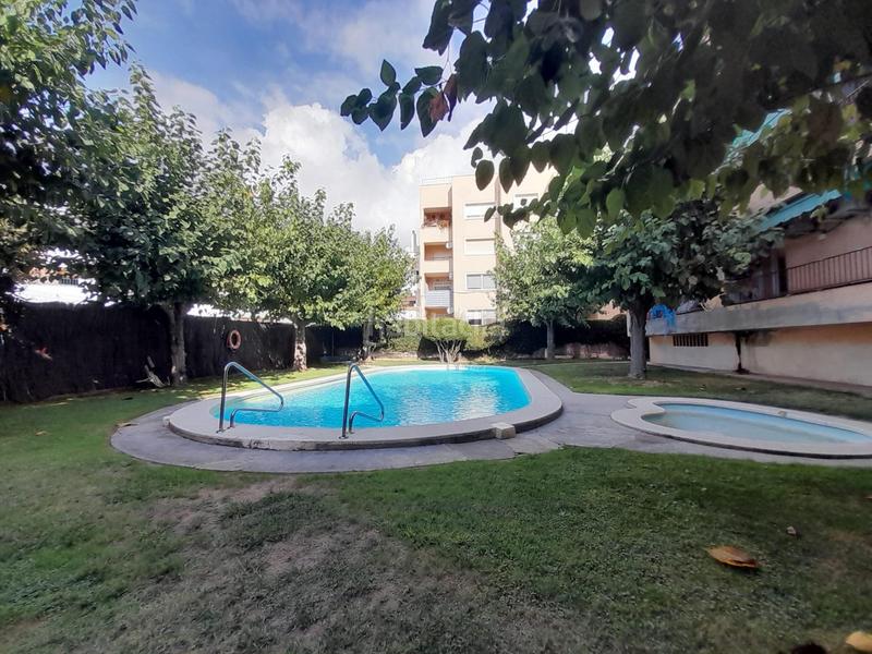 Foto 0a4b1f98-9843-4c61-bb7d-ecc7ab88cb37. Piso fantástico piso reformado con zona comunitaria con piscina en Canet de Mar