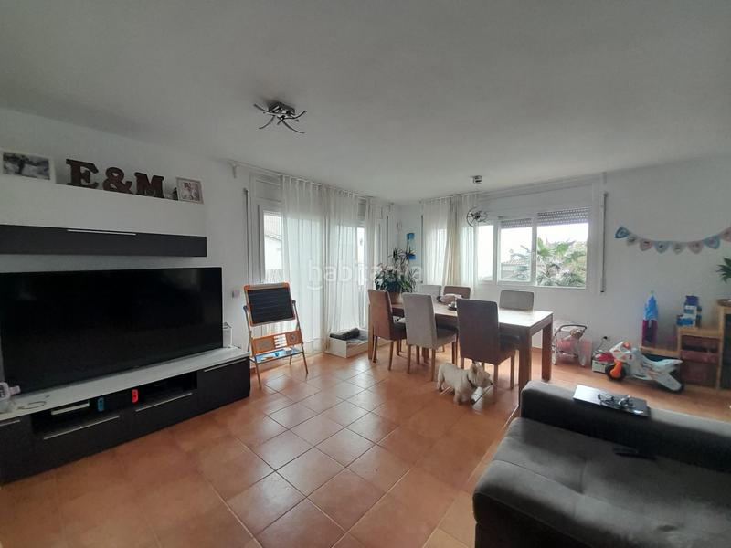 Foto 262df442-3b36-460d-94e1-a352de226bd1. Casa con parcheggio in Canet de Mar