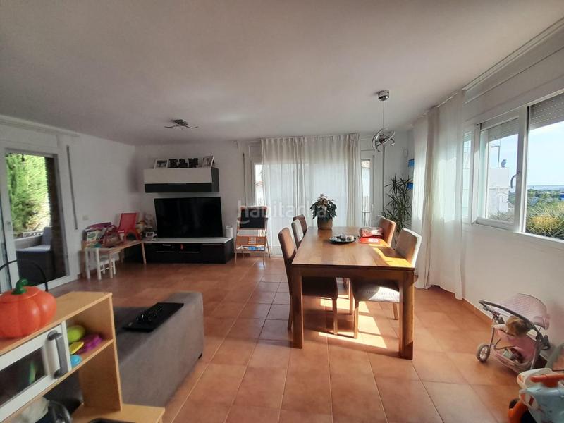 Foto bac9980a-c85c-4e94-a6ac-4f1a34ff06c3. Casa con parcheggio in Canet de Mar