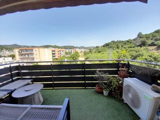 Pis a Arenys de Munt. Impresionante �tico d�plex seminuevo con vistas a monta�a!!