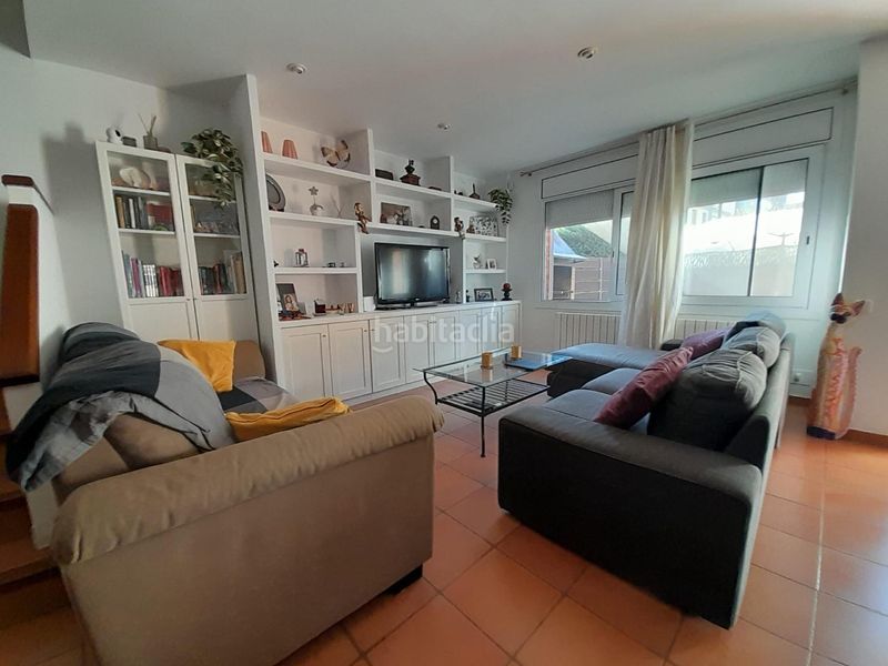 Foto 50b1d00e-cced-4f0e-a55c-c8b64235d153. Casa adossada amb calefacció aparcament a Canet de Mar