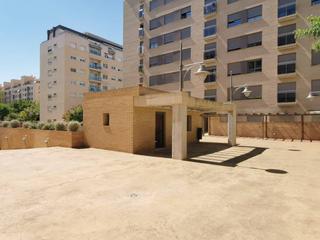Aparcament cotxe a Federico alcácer aguilar 2. Garaje en venta en benicalap