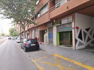Local Comercial  Fray pedro vives. Local en venta en sant antoni