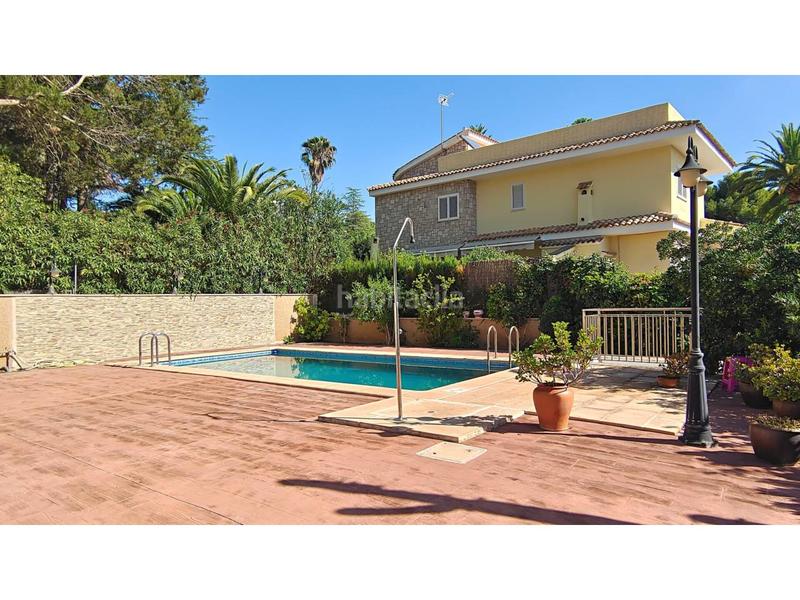 Foto ef3a628a-6d64-42cd-ada1-73ff0a69eb58. Chalet  en venta en monasterios en Alfinach - Monasterios Puçol