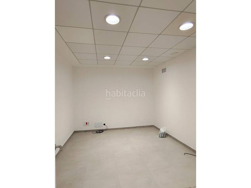 Foto 62506bf7-adda-4e95-b132-ec37883ab188. Local comercial a Barrio de Benimaclet Valencia