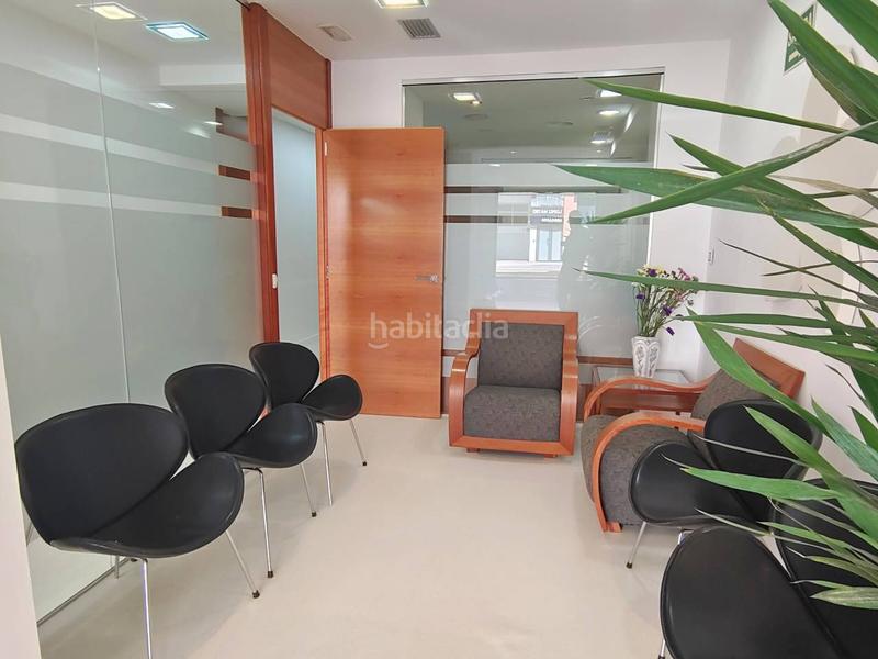 Foto 49ff2ee4-4f11-40eb-8d1f-194911fb640f. Local comercial a Sant Llorenç - Zona Alfahuir Valencia