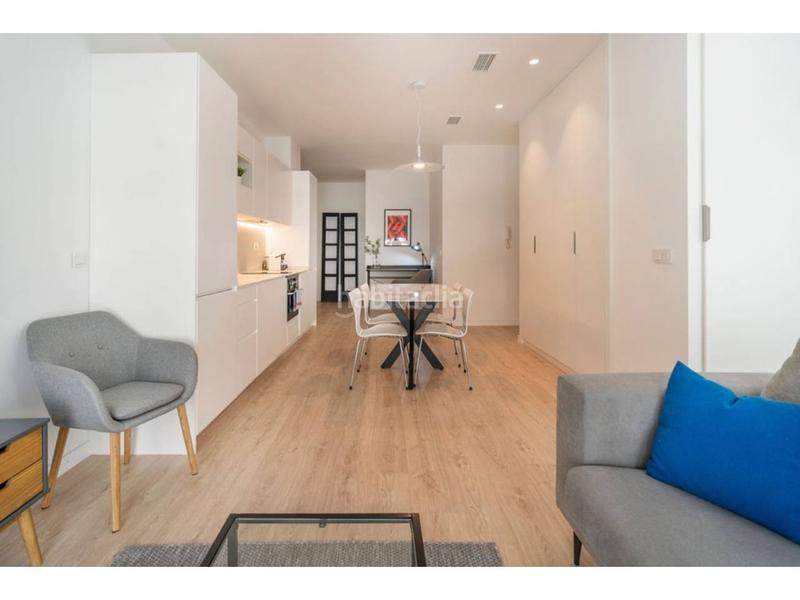 Foto 474bd4aa-a7a6-41e9-ad07-5ddac1d4626d. Rent flat with heating in El Pilar Valencia