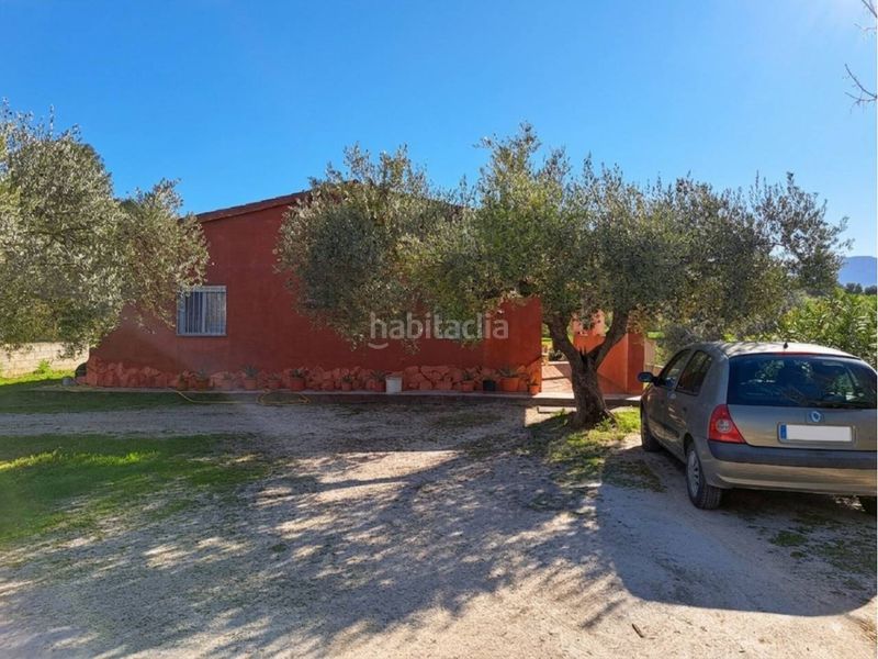 Foto 9054b3e7-6508-4fa3-8af5-00d28d7b59fc. Xalet amb calefacció a Alcosser