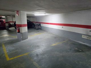 Miete Autoparkplatz in Calle primado reig 42. Garaje en alquiler en sant antoni 46009