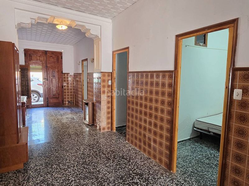 Foto b86c215c-5f8e-4702-9d12-0e4534afc4e2. Casa adossada a Moncada