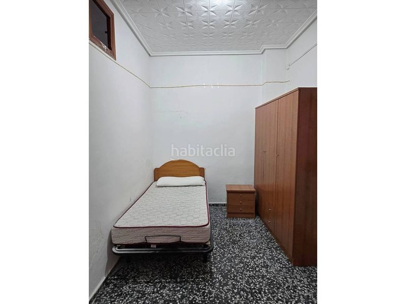 Foto c6783f8a-4032-4cf5-834b-19be1ca033a4. Casa adossada a Moncada