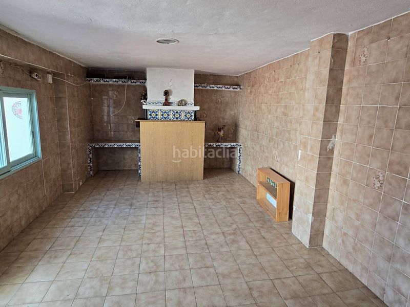 Foto f59af673-2d9e-4f73-ba70-6cf6830c5ded. Casa adossada a Moncada