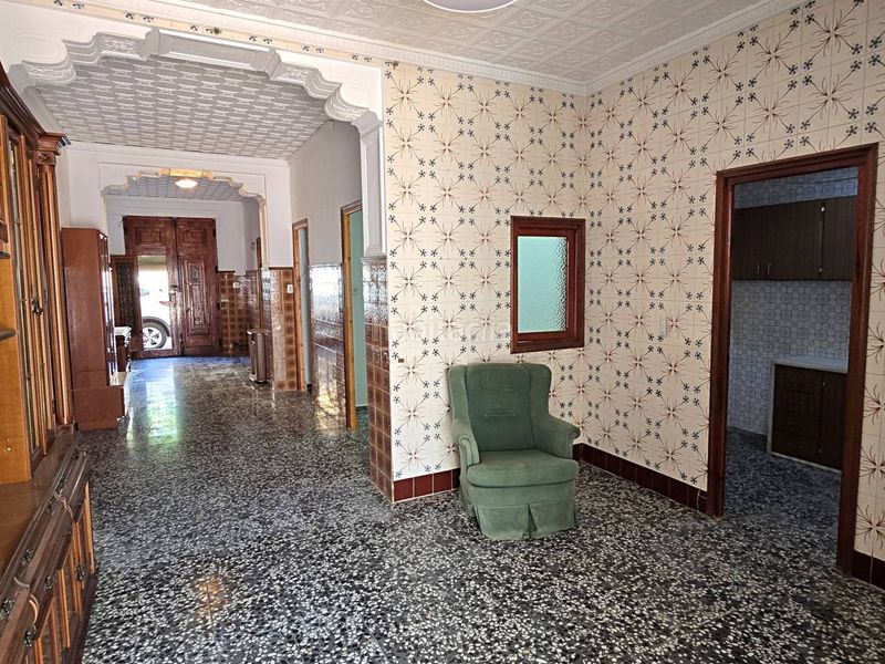 Foto fb3c1382-02fe-416a-b6c9-fbfda6666582. Casa adossada a Moncada
