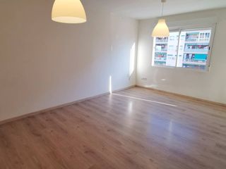 Flat in Calle Juan Ramón Jiménez 43